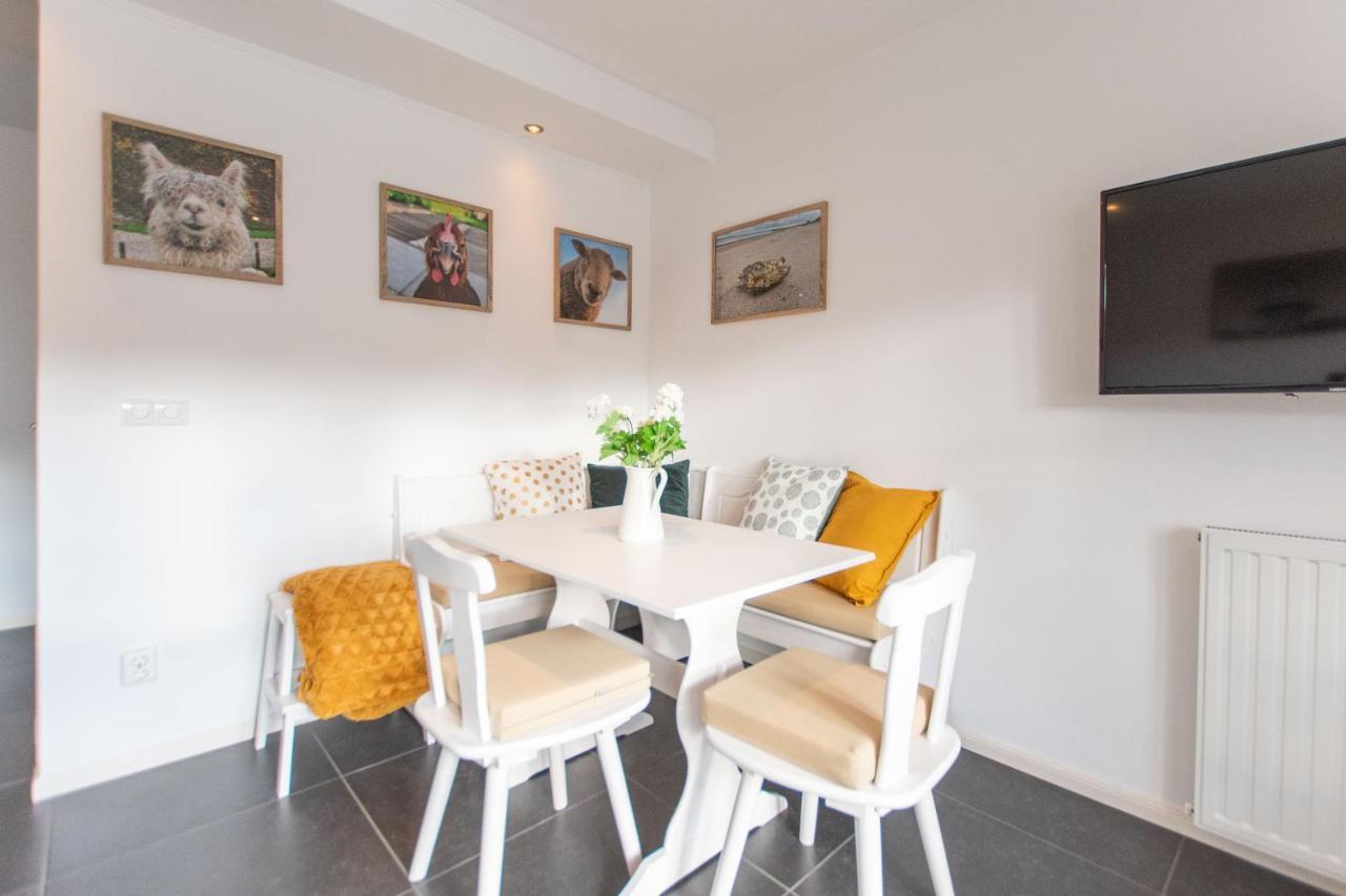 Vakantiewoning T Uusje เวเมลดิงเงอ ภายนอก รูปภาพ